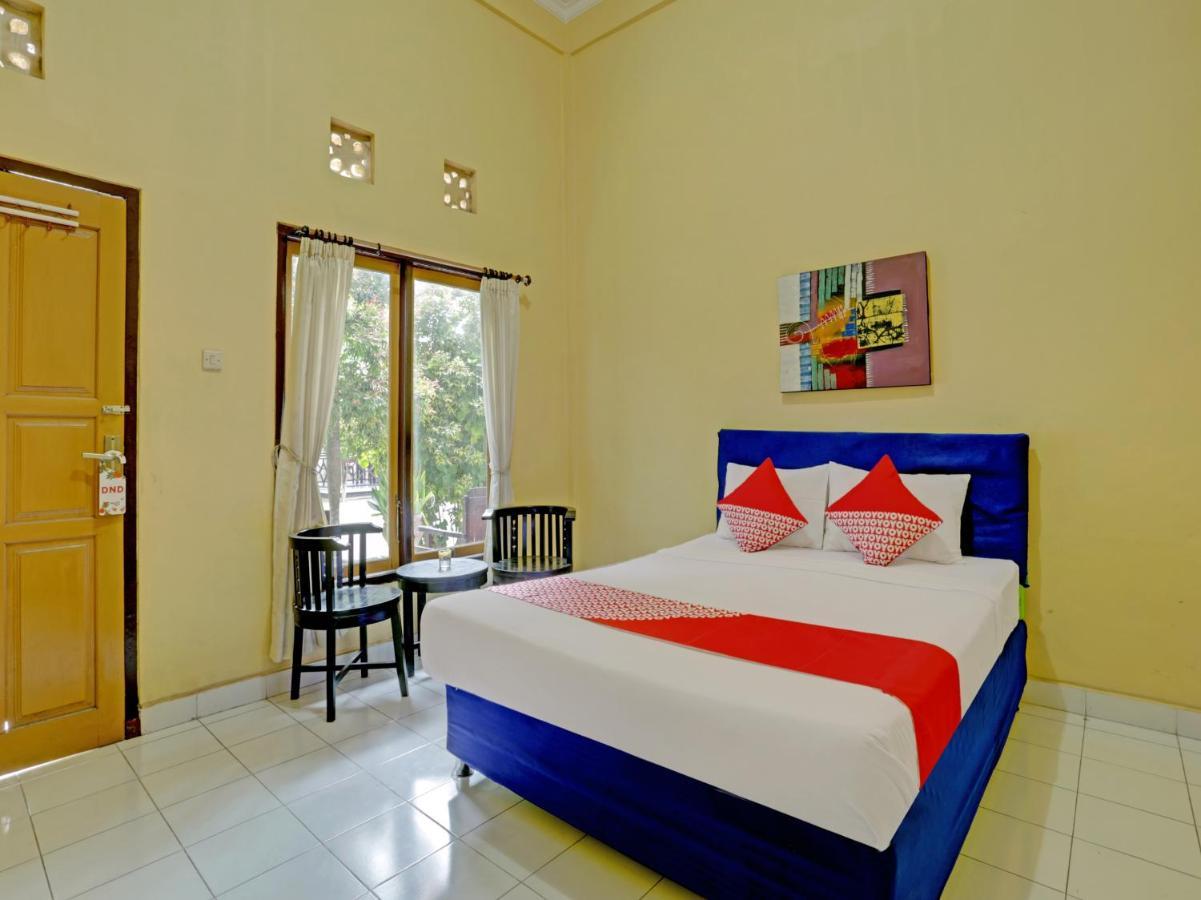 Oyo 3096 Hotel Dewi Warsiki Гилиманук Экстерьер фото